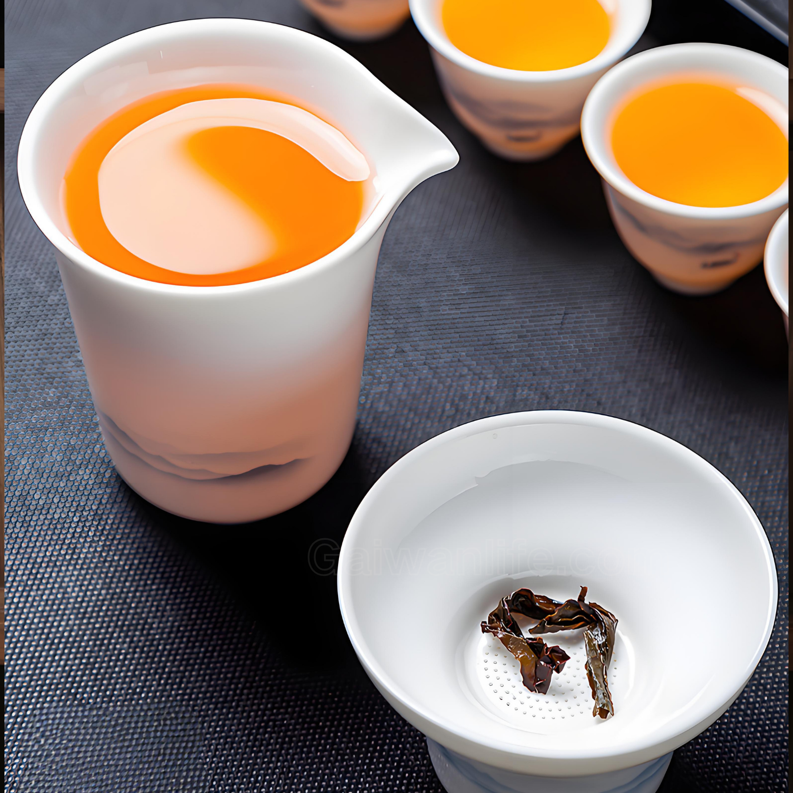 White porcelain 16-piece Chinese tea set - ink style hand-painted ceramic tea tray and lid set